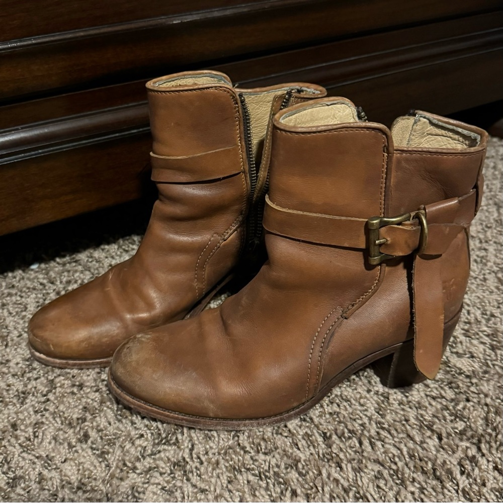 7.5 Brown Frye Booties